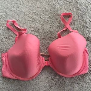 36DD Victoria secret bra